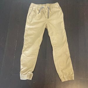 Gap, Boys Everyday Washwell Joggers with elasticised waist. Stretch fabric.